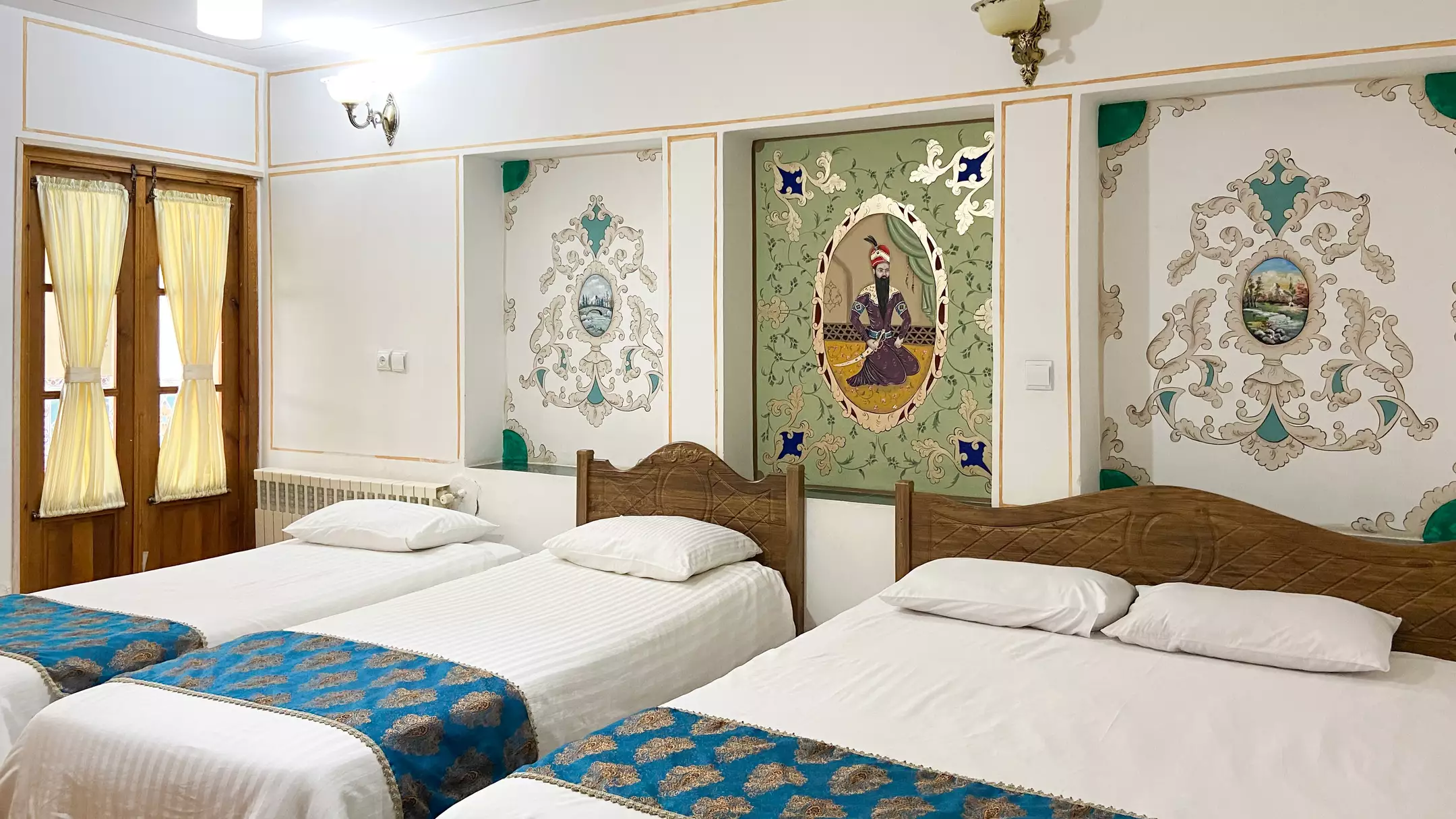 Alibaba https://cdn.alibaba.ir/ostorage/hotel-accommodation-images/67031f8e666674792fccbdc2_1413311a-2c7a-47e2-bf0c-36a1902f8f94_چهارتخته قاجار (4).webp